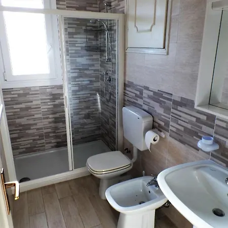 Casa vacanze Fuer 6 Personen Ca 65 Qm In Bibione, Adriakueste Italien Und Umgebung *
